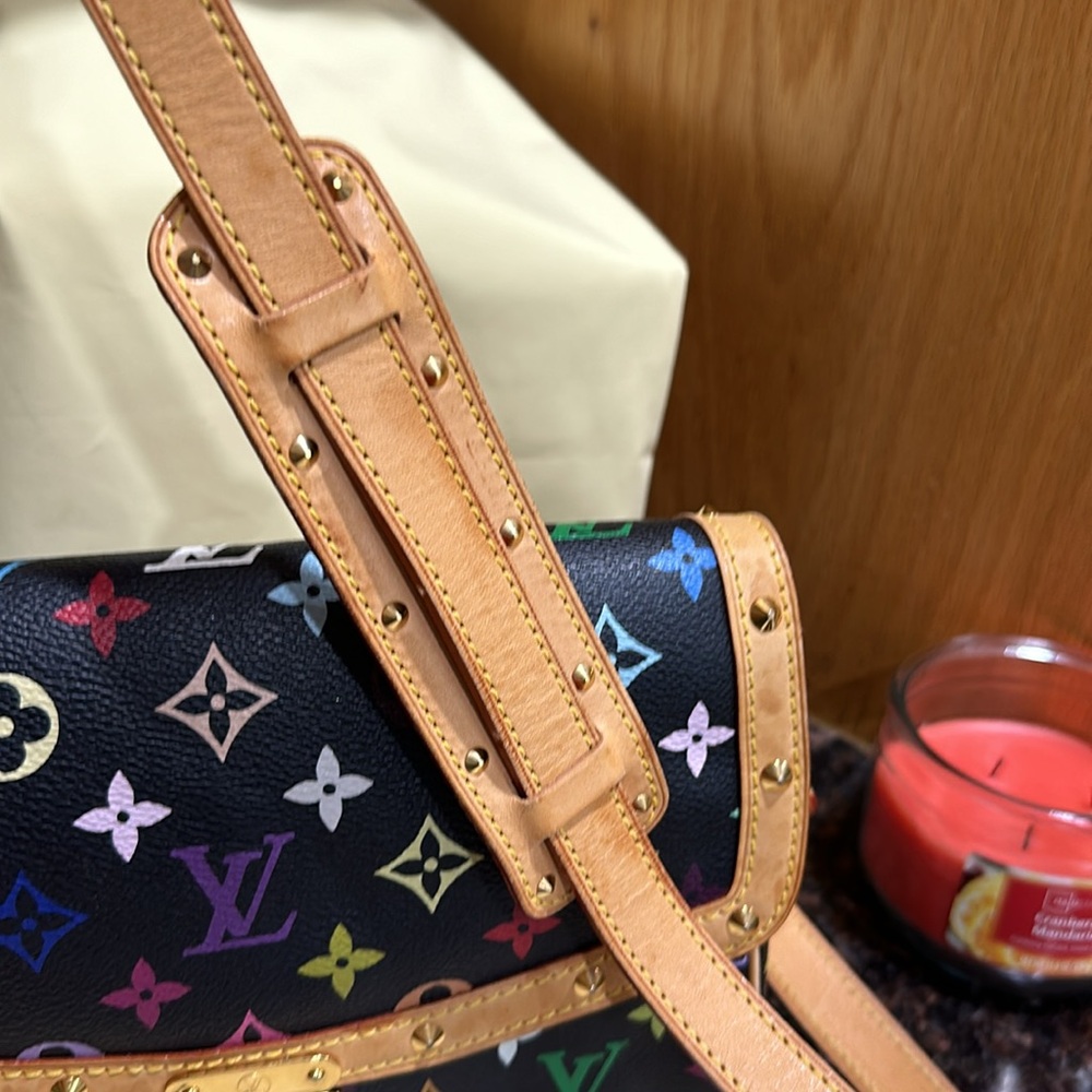 EUC LOUIS VUITTON Mukarami Crossbody/Shoulder Bag - Picture 6 of 6